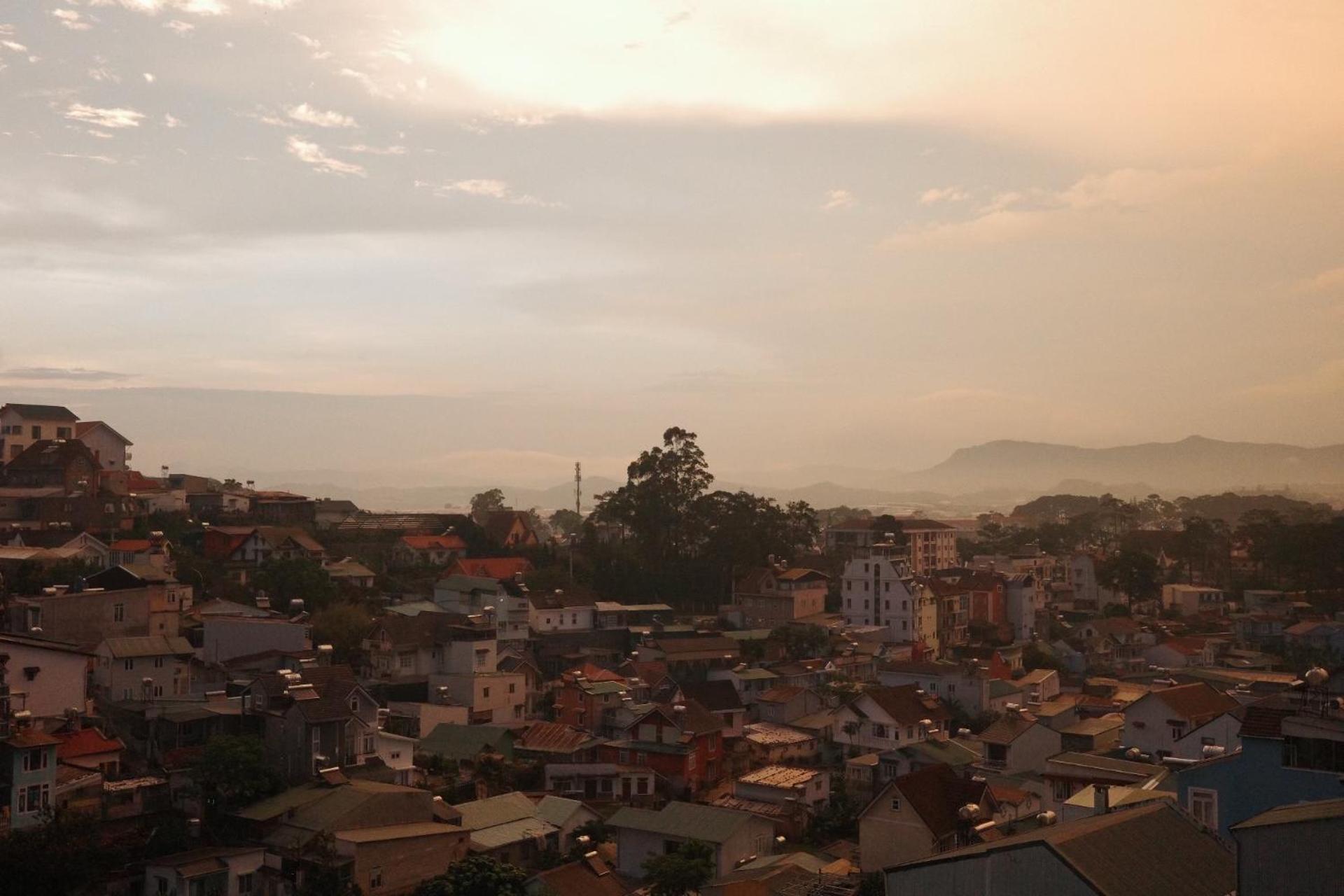 Cherry Suites Dalat エクステリア 写真